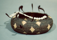 Pomo%20artist%2C%20%3Cb%3E%3Ci%3E%20Gift%20Basket%3C%2Fi%3E%3C%2Fb%3E%2C%20ca.%201870%2C%20willow%2C%20sedge%20root%2C%20bulrush%20root%2C%20clamshell%20beads%2C%20and%20quail%20feathers%2C%20Museum%20Purchase%3A%20Caroline%20Ladd%20Pratt%20Fund%2C%20no%20known%20copyright%20restrictions%2C%2051.209